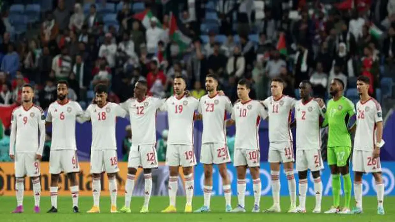 منتخب الإمارات يتخطى الكويت وينضم إلى الأردن في نصف نهائي كأس العرب